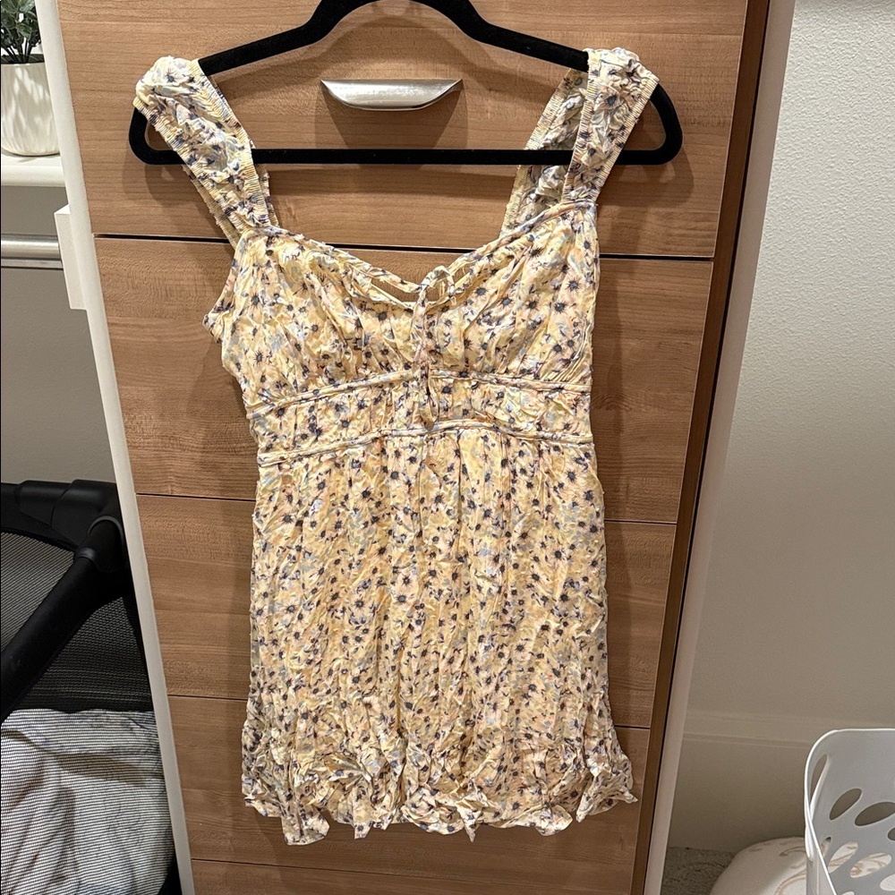 Floral Yellow Sleeveless Dress(Ships from OR)